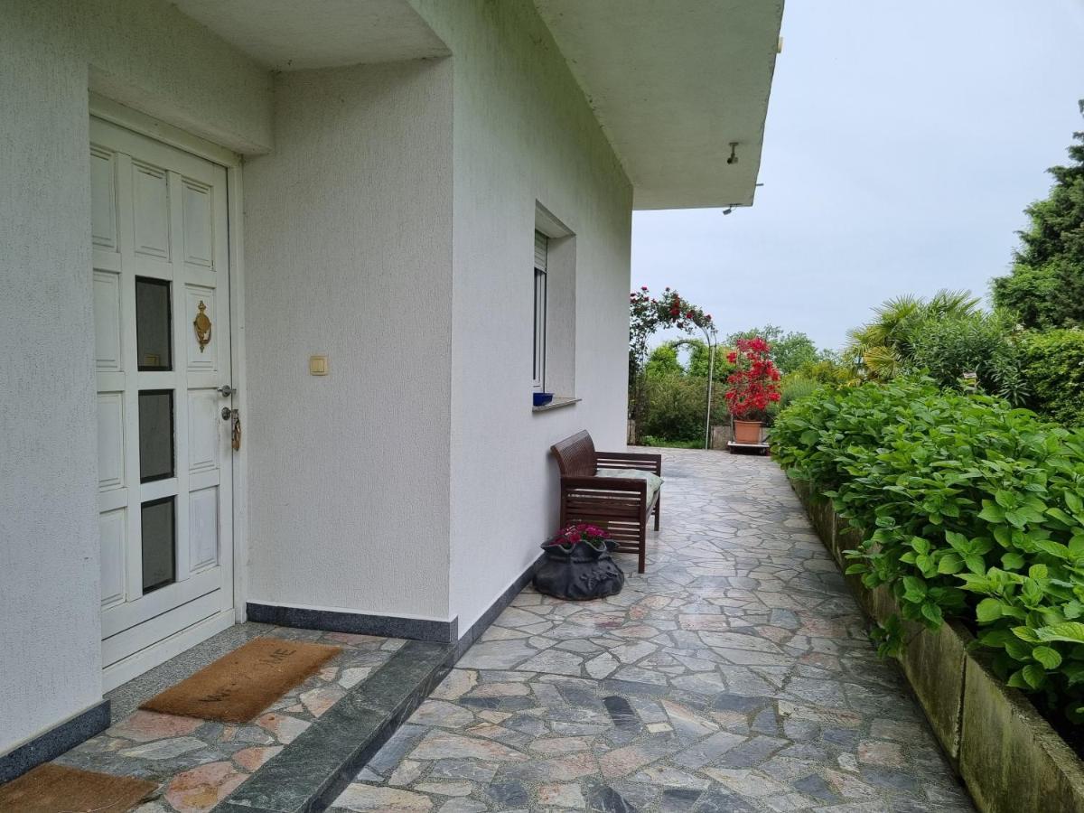 Garden Apartment Secovlje Bagian luar foto