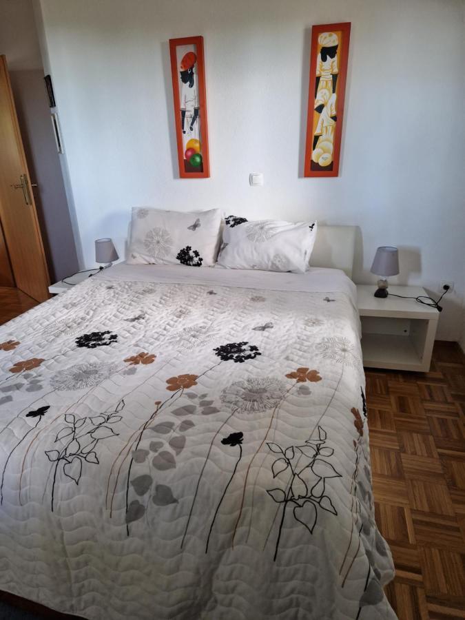 Garden Apartment Secovlje Bagian luar foto